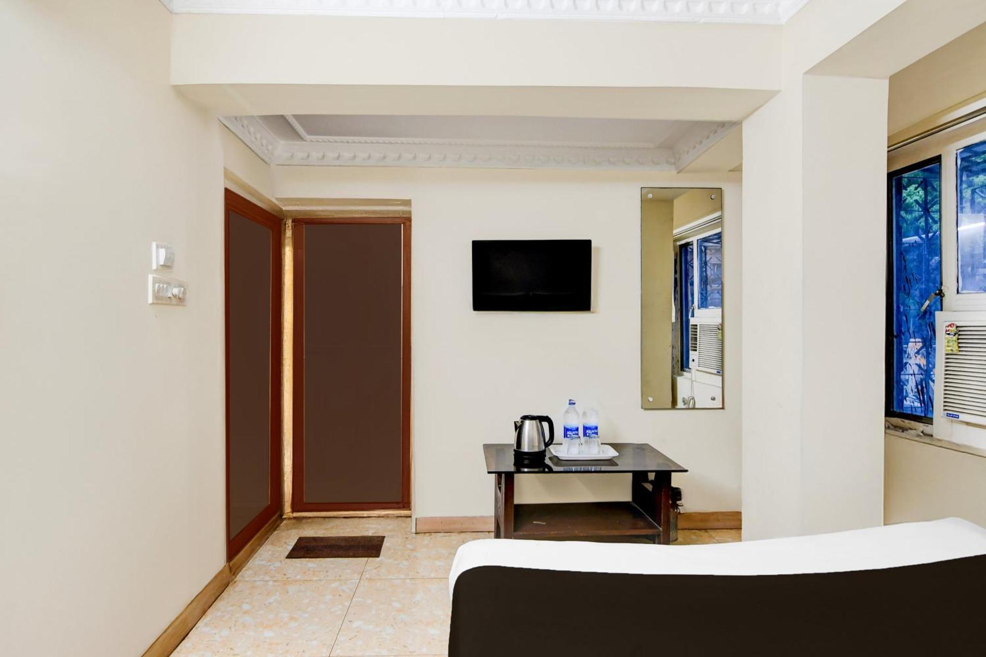 Super Hotel O Sarat Bose Road Formerly Shree Guest House Kolkata Exterior photo